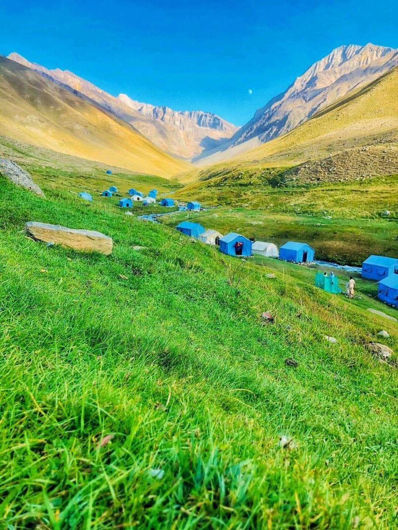 Camping in Paryan